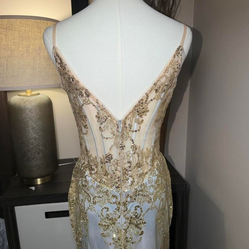Y2K champagne gold goddess gown - Picture 6 of 7